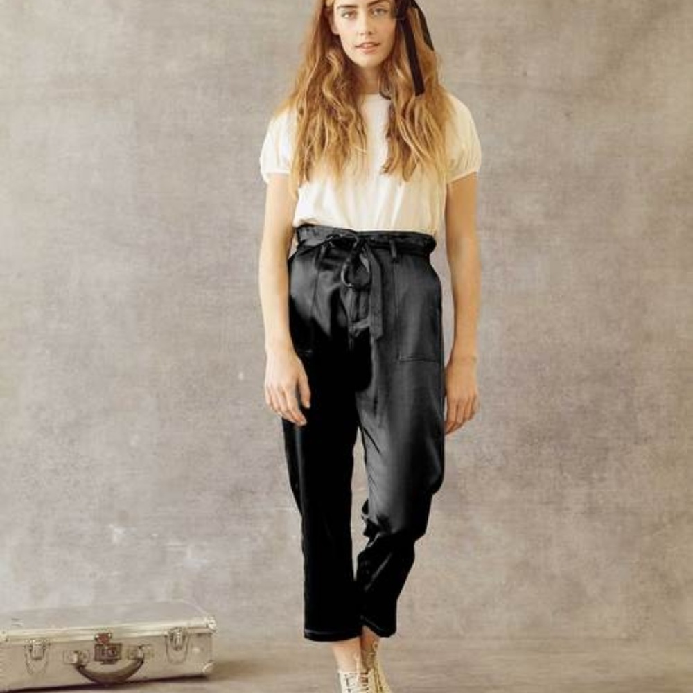 Puff sleeve T